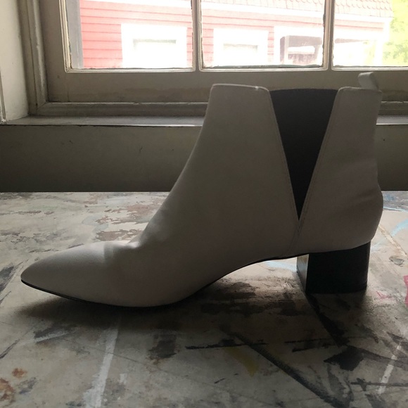 Steve Madden Boots - Picture 3 of 3